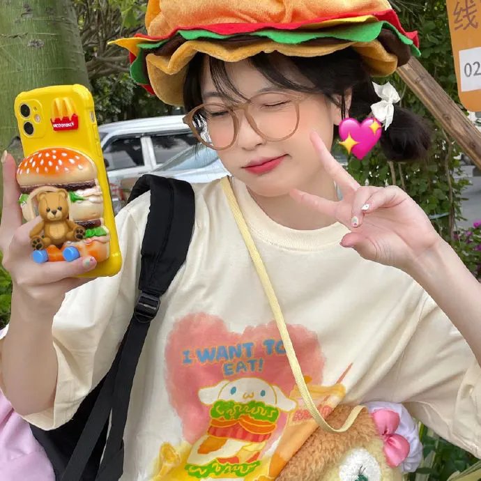 长颈鹿扎拉法海报